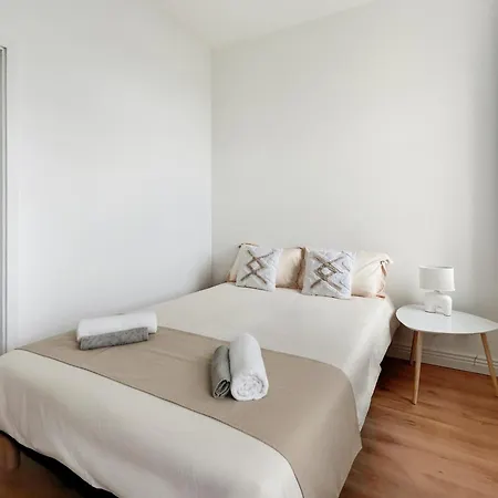Apartment T2 Calme Avec Parking, Entre Colmar Et Rhin